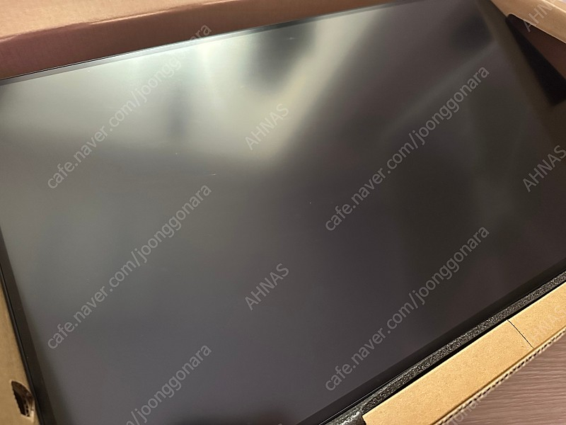 HP 27K G3 전문가용 4K 모니터 판매 합니다--2