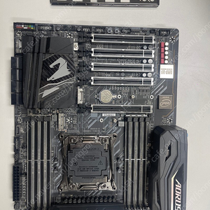 기가바이트 X299 AORUS Ultra Gaming Pro 메인보드 팝니다