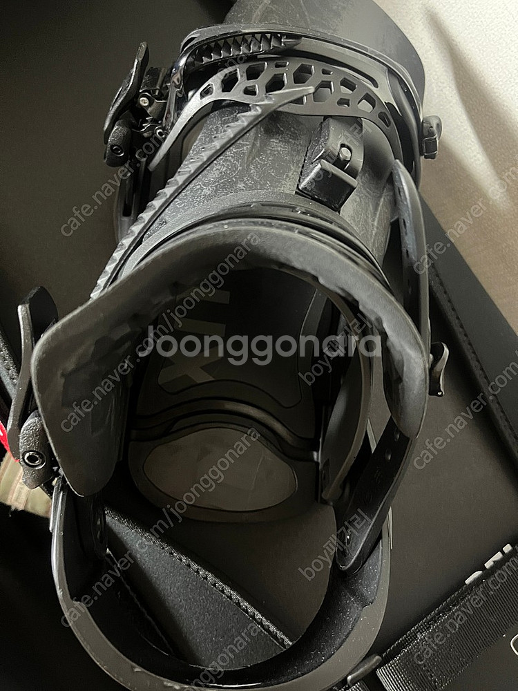 22/23 플럭스 CV M사이즈 바인딩 판매합니다--2