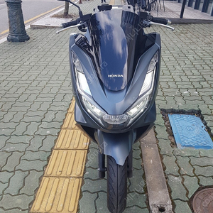 PCX a 22년식 중고바이크 팔아요