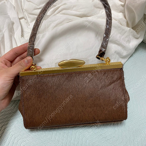 레이크넨 Pebble Short Mini Bag (BROWN)