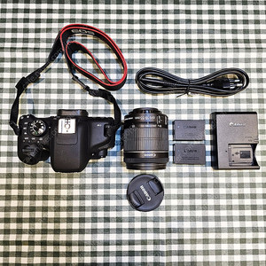 [정품] 캐논 EOS 750D 카메라 판매합니다.
