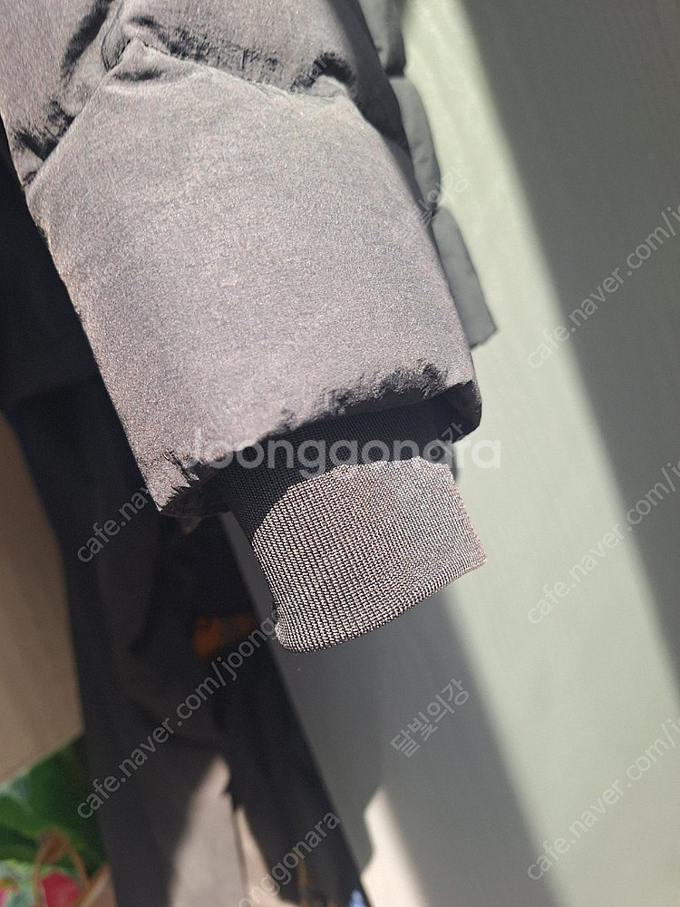 내셔널지오그래픽 움브리엘 경량패딩--3