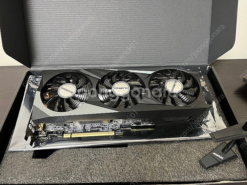 기가바이트 지포스 3070 GAMING OC (AS 2...--0