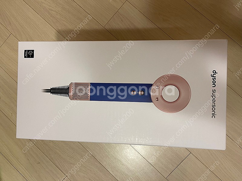 다이슨 슈퍼소닉 드라이어 미개봉 정품 팝니다.--2