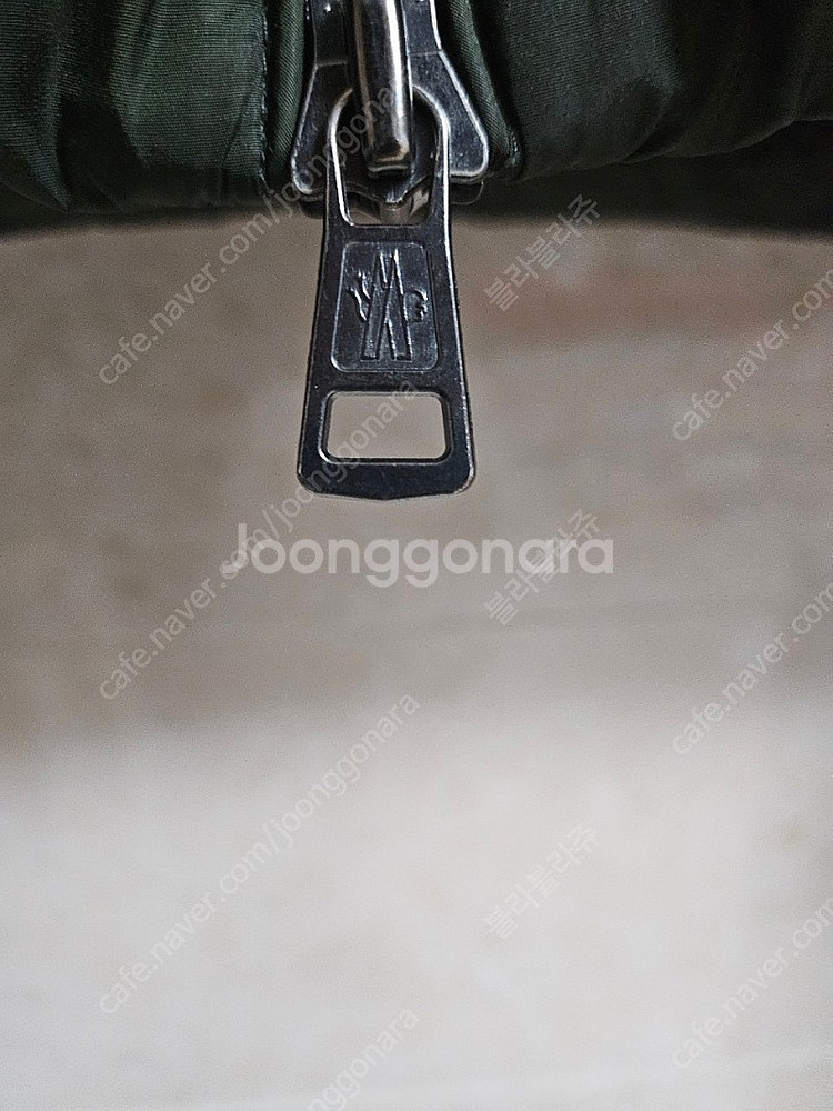 몽클레어 정품 패딩--7