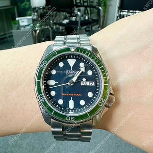 세이코 skx007 그린베젤 판매합니다.