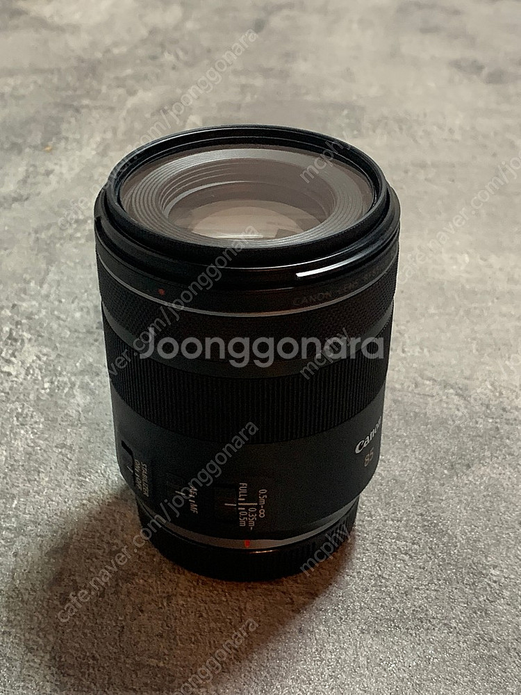 캐논 RF 85mm F2.0 렌즈 박스풀 판매합니다.--4