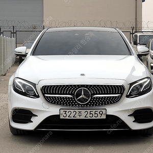 벤츠E클래스 W213 E350 4MATIC AMG LINE중고차 할부 리스 카드 전액할부리스 가능합니다