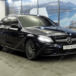 벤츠C클래스 W205 C43 AMG 4MATIC중고차 할부 리스 카드 전액할부리스 가능합니다