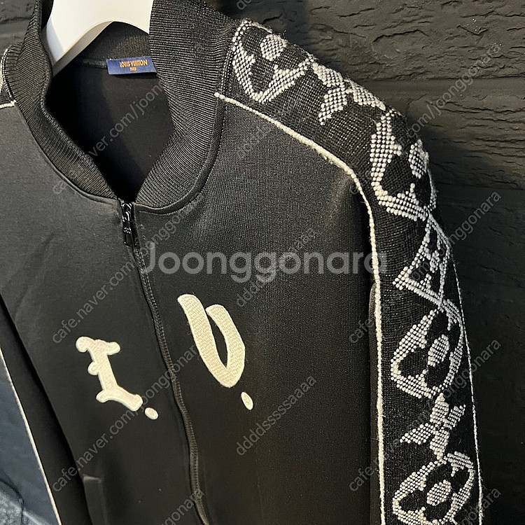 [5L/110] 루이비통 LV 플라워 트랙집업--2