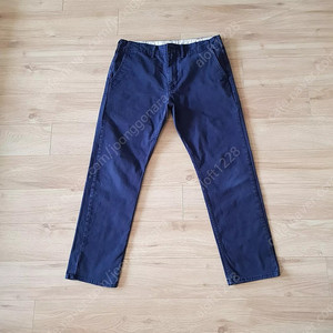 리바이스 Levi's. trousers navy slim pants. 트라우저 네이비 슬림팬츠. 31사이즈.