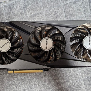 기가바이트 rx 6700xt 게이밍 oc 판매합니다.