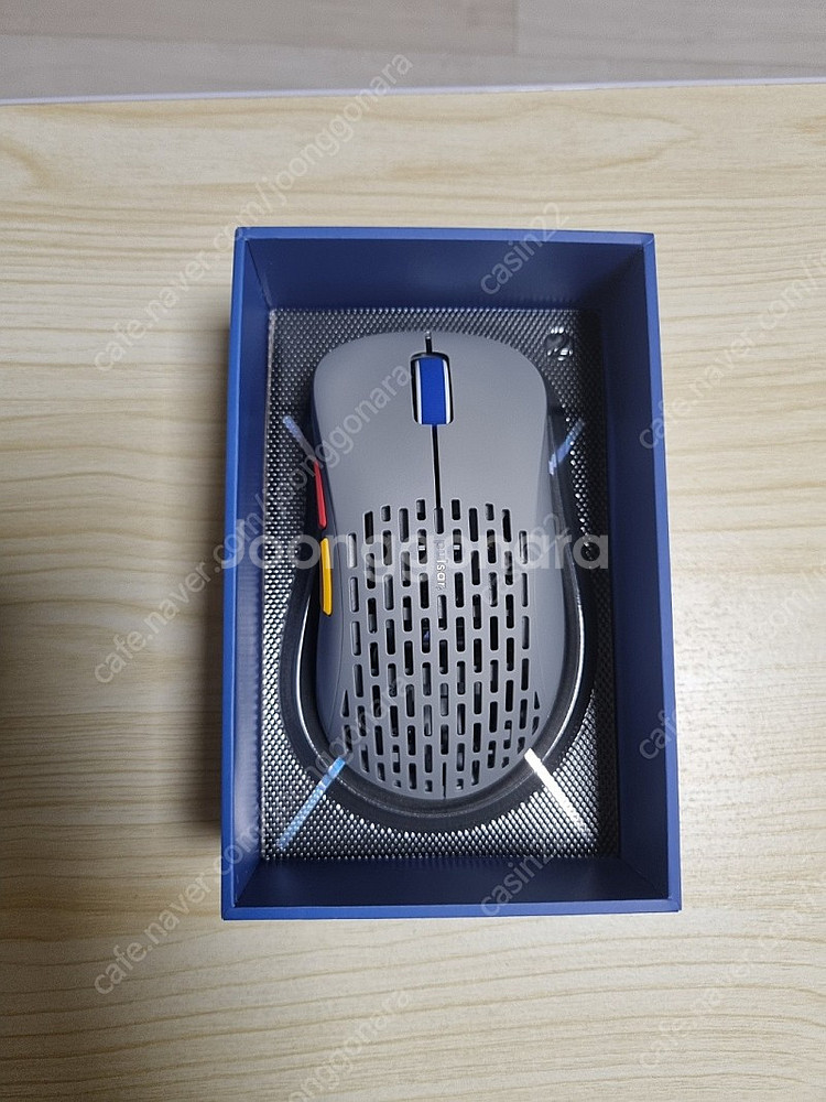 펄사 xlite v2 레트로 에디션 마우스 풀박스 판매...--0
