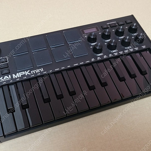 Akai mpk mini mk3 마스터 키보드 All Black 풀박