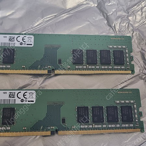 삼성 DDR4 8GBx2 (총 16GB) 램 판매합니다.