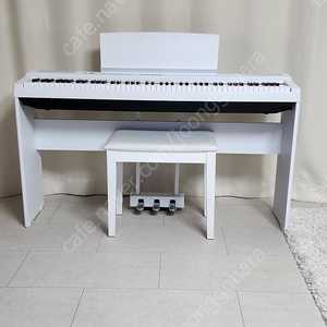 야마하 디지털피아노 p-125 세트 구성품 팝니다 (디지털피아노, 전용스탠드 , 전용페달 , 전용의자, 헤드셋(yh-3000)