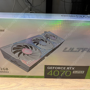 컬러풀 rtx 4070 super ultra oc 12gb 화이트