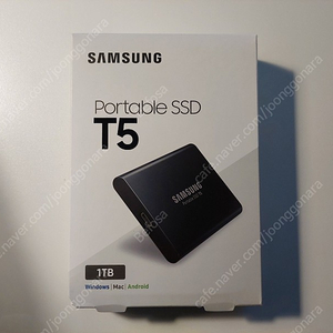 삼성전자 휴대용 SSD T5 1TB 팝니다.