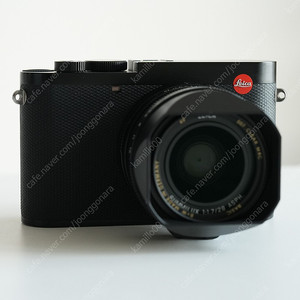 Leica Q3 + 무선충전 핸드그립 HG-DC1