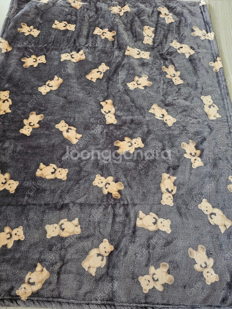 담요새것.택포만원--0