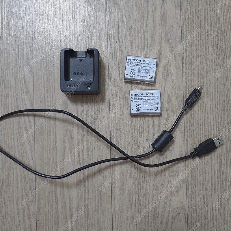 리코 GR3, GR3x 정품 배터리/충전기/케이블 판매