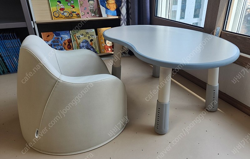 일룸 팅클팝 유아책상 (땅콩책상 800) +리에또 쇼파의자