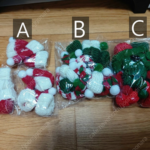 인형용 미니 뜨개 모자 및 목도리, 산타 모자 판매 (크리스마스 색상)