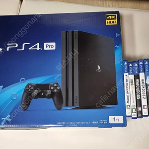 ps4(플스4) pro 7117b 1테라 팝니다. (9.0 X)