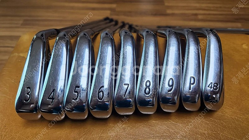 가격다운ㅡ타이틀리스트 718AP3 950GH 경량스틸 S 아시안스펙 정품 7ㅡ아이언 판매합니다.--9