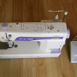 가성비 최고 재봉틀 미싱. 준공업용. 직업용 프로페셔널. 자노메 Janome 767DB sewing machine --- 10만 원