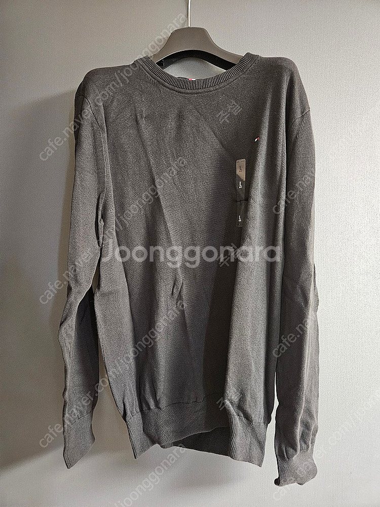 새제품 타미 힐피커 크루넥니트 라지 사이즈 블랙--0