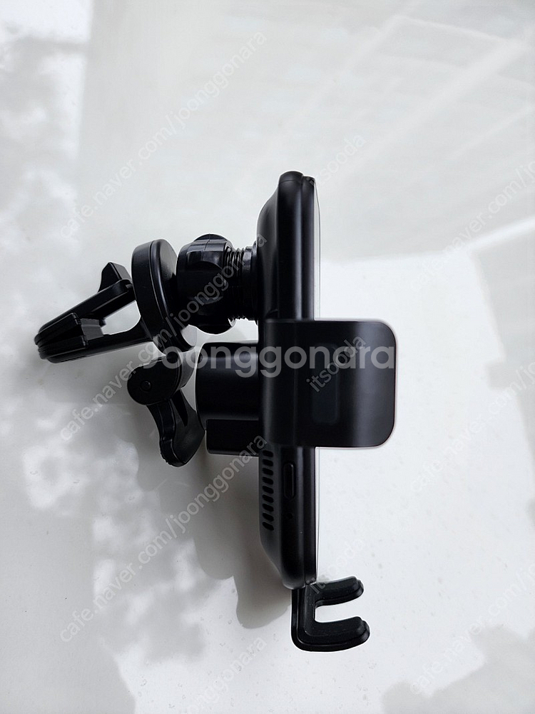 불스원 15W 듀얼코일 무선충전거치대--2