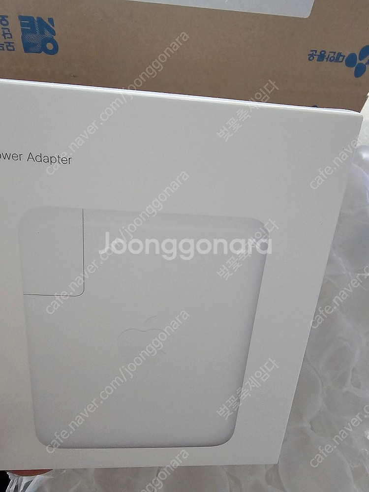 애플 140W USB-C 전원 아답터--0