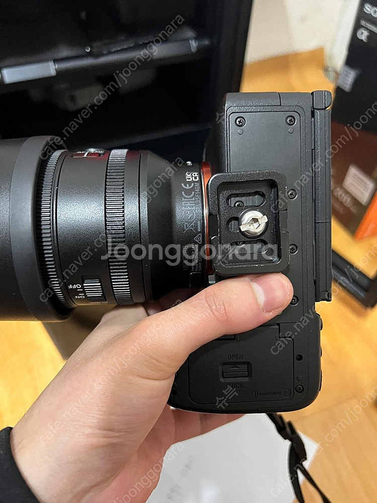 소니 a7r5 풀박스 컷수 4117 보증24년09월까지--2