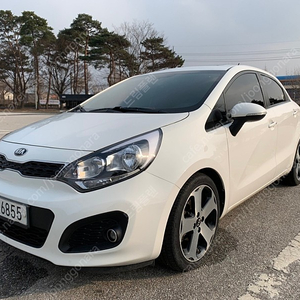 KIA 올뉴프라이드 해치백 1.6GDI 프레스티지-450만원ㅡ>430만원