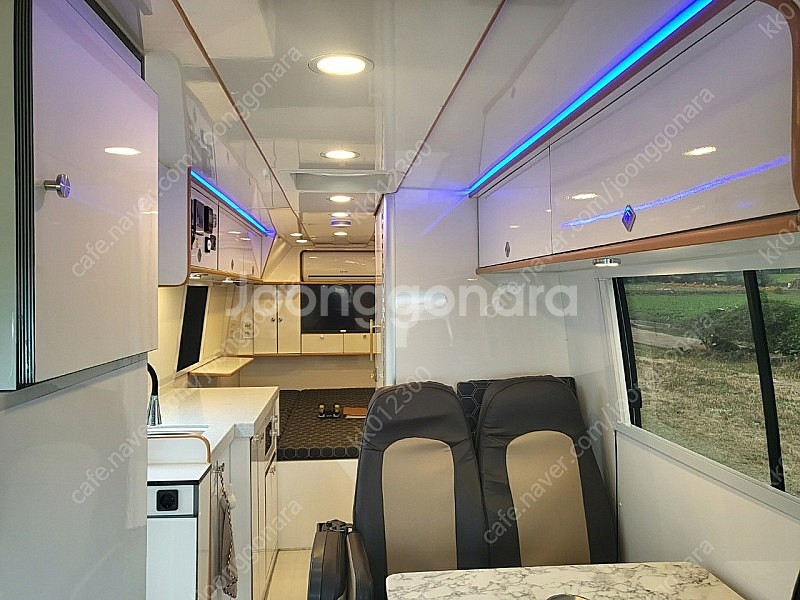 대우레스타 오토 캠핑카--7