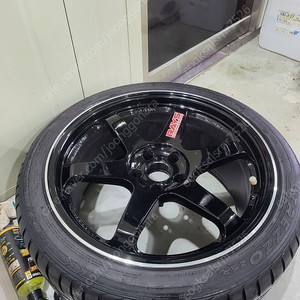 TE37 19인치 (정품) + 타이어 4본 추가 포함