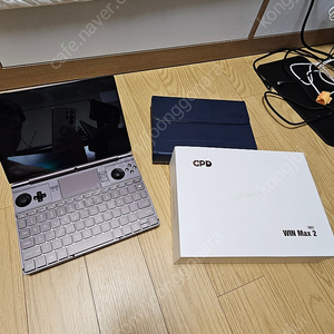 Gpd win max2 7840u 32g 4t 커쿨 팝니다