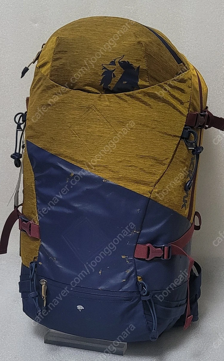 [새상품] 블랙야크 Ridge rio 28 등산배낭 여행캠핑백팩 이미지