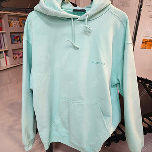 발렌시아가 후드 그린23년식 사이즈m(100~105)