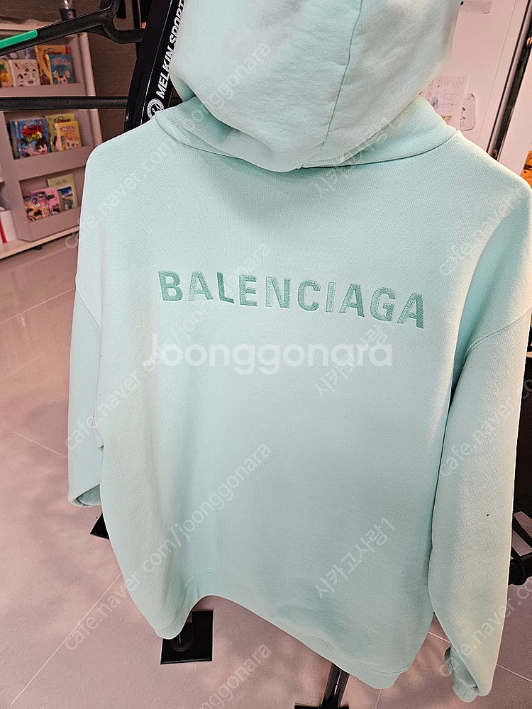 발렌시아가 후드 그린23년식 사이즈m(100~105)--2