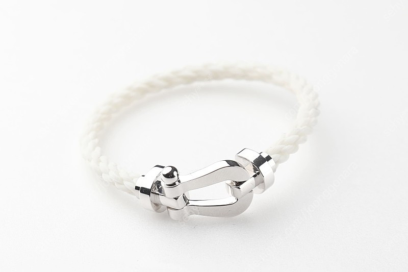 택배비포함 프레드 포스텐 18K 화이트골드 팔찌 라지모델 판매합니다! 이미지