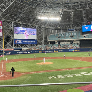 쿠팡플레이 MLB 월드투어 서울 시리즈 LA 다저스 vs 키움 히어로즈 1층 중앙 테이블 A열 2연석 일괄 양도