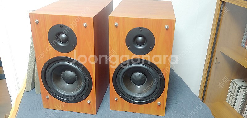 인켈 878 북셀프 스피커 판매합니다--2