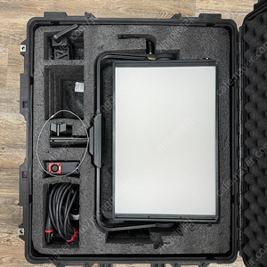 Aputure Nova P300C