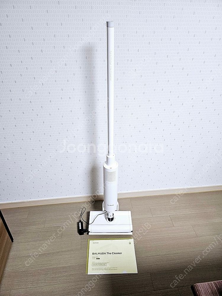 발뮤다 더 클리너 C01B 무선청소기 판매합니다.--0