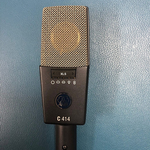 akg c414XLS 마이크 팝니다 (정품)