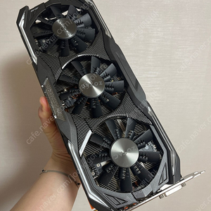 조텍(zotac)1070 amp