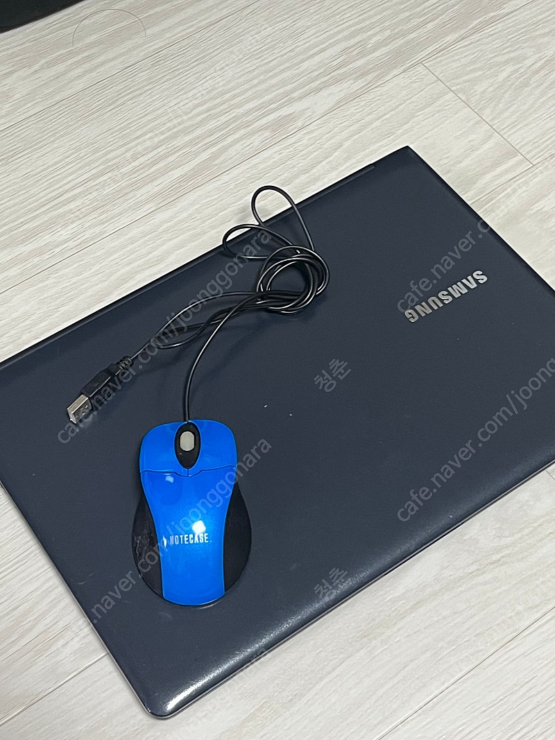 삼성 13인치 노트북 (마우스, 노트북 가방 포함)